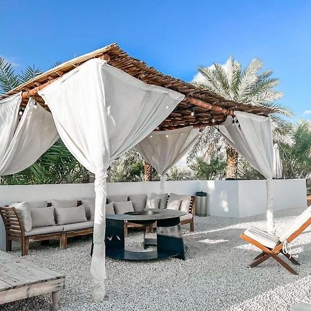 The Farm Chalet Villa Ал Айн Екстериор снимка